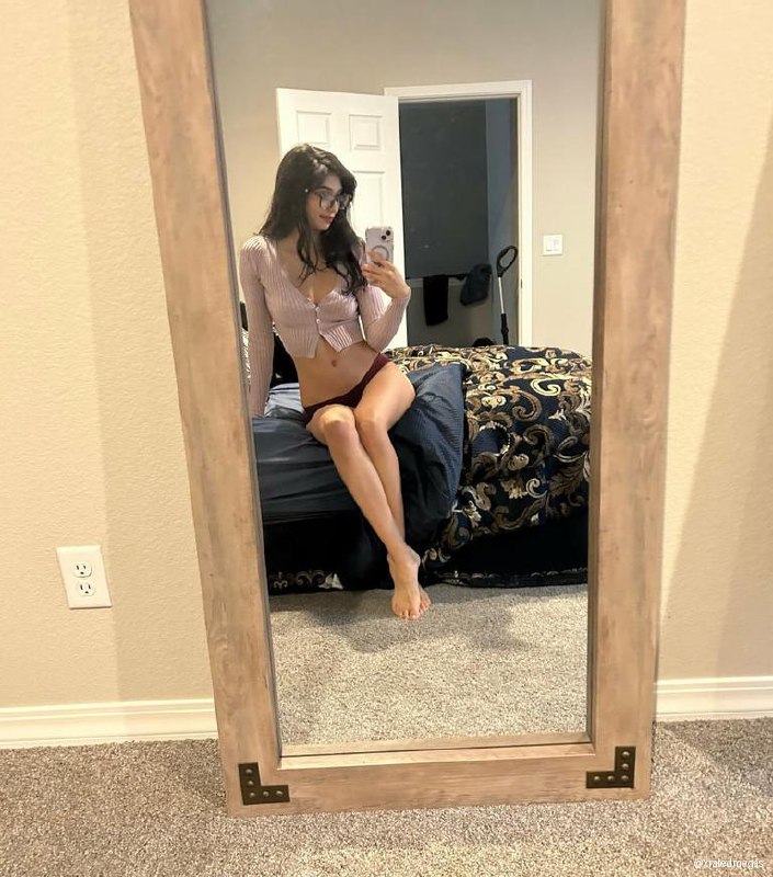 reinaraexxx 2 IMG 9660